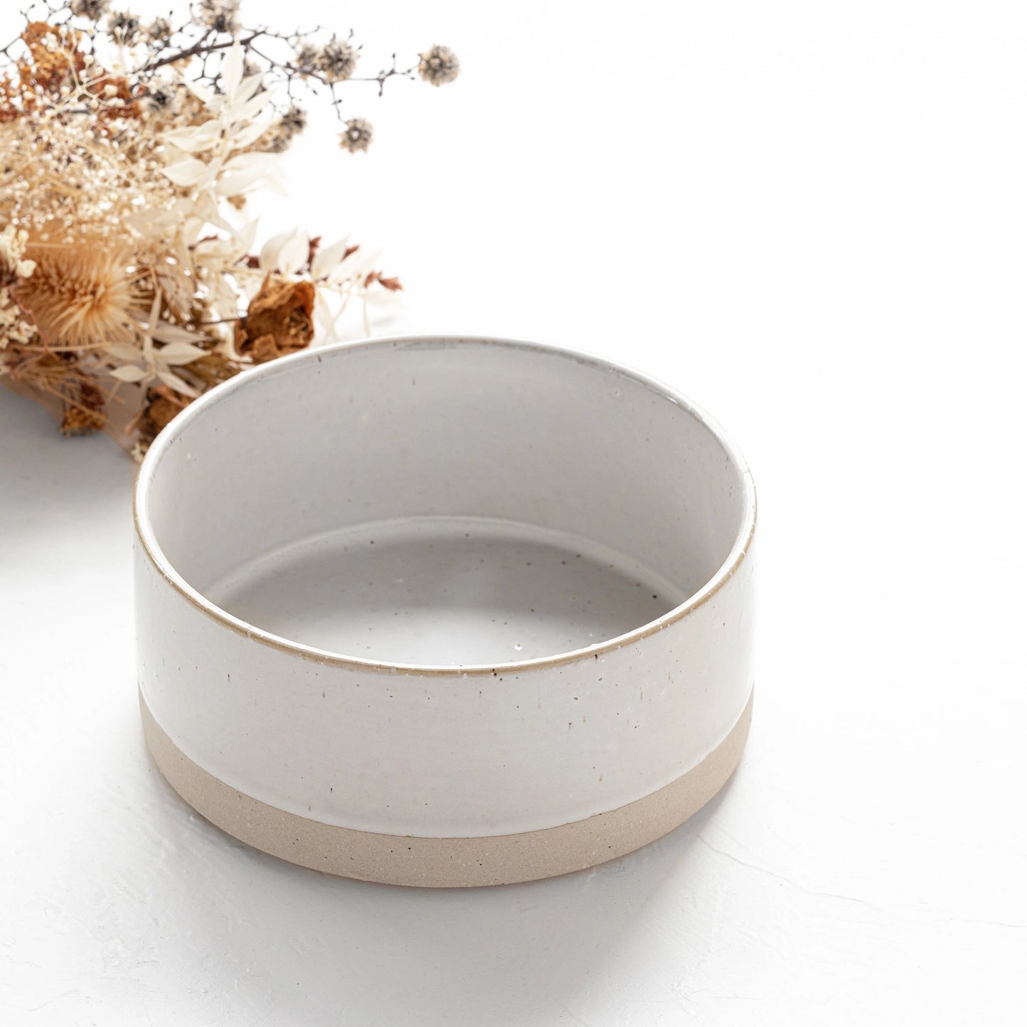 ANIMALS IN CHARGE DOG WATER BOWL WHITE STONEWARE